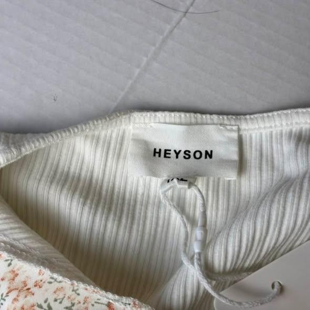 Heyson Floral Puff Sleeve Ribbed Bodysuit Cream Pink 1XL New NWT Cottagecore - Picture 10 of 12